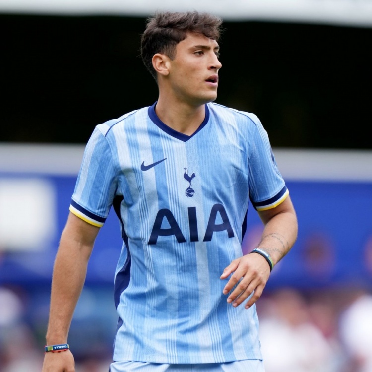 星空体育下载-巴媒：巴甲球队巴伊亚求购阿莱霍·贝利斯，已和热刺达成初步协议