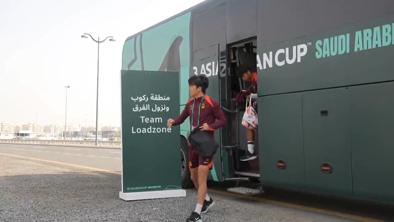 星空体育下载-李镇全：从上场第一分钟就不吝啬体能，每一分钟都把自己豁出去